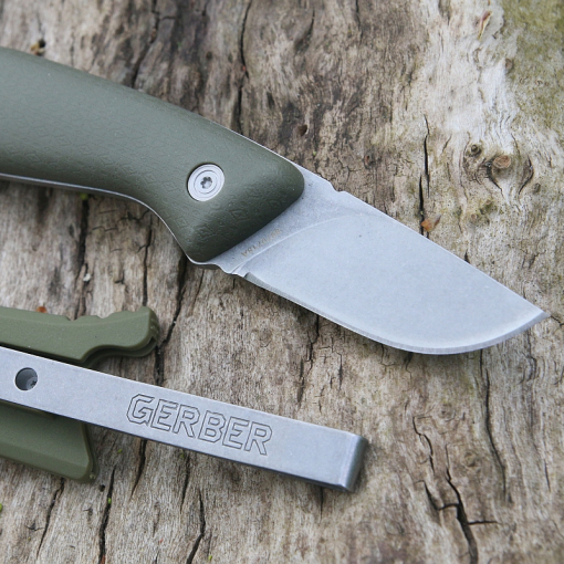 Gerber Spine Compact Fixed Blade — простой, но резучий нож Gerber для опытных путешественников